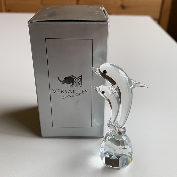 NIB Versailles Collection Crystal Jumping Dolphins Figurine - Picture 2 of 5
